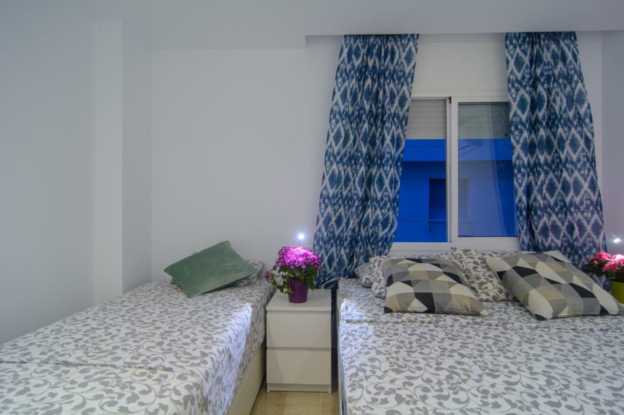 River Playa Beachfront Apartment, Large Terrace Fuengirola Esterno foto