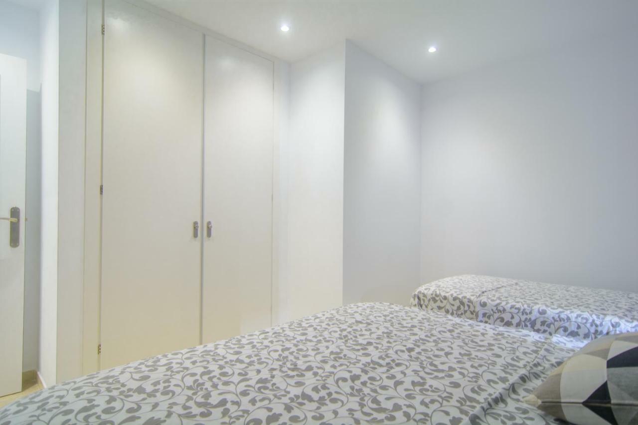 River Playa Beachfront Apartment, Large Terrace Fuengirola Esterno foto